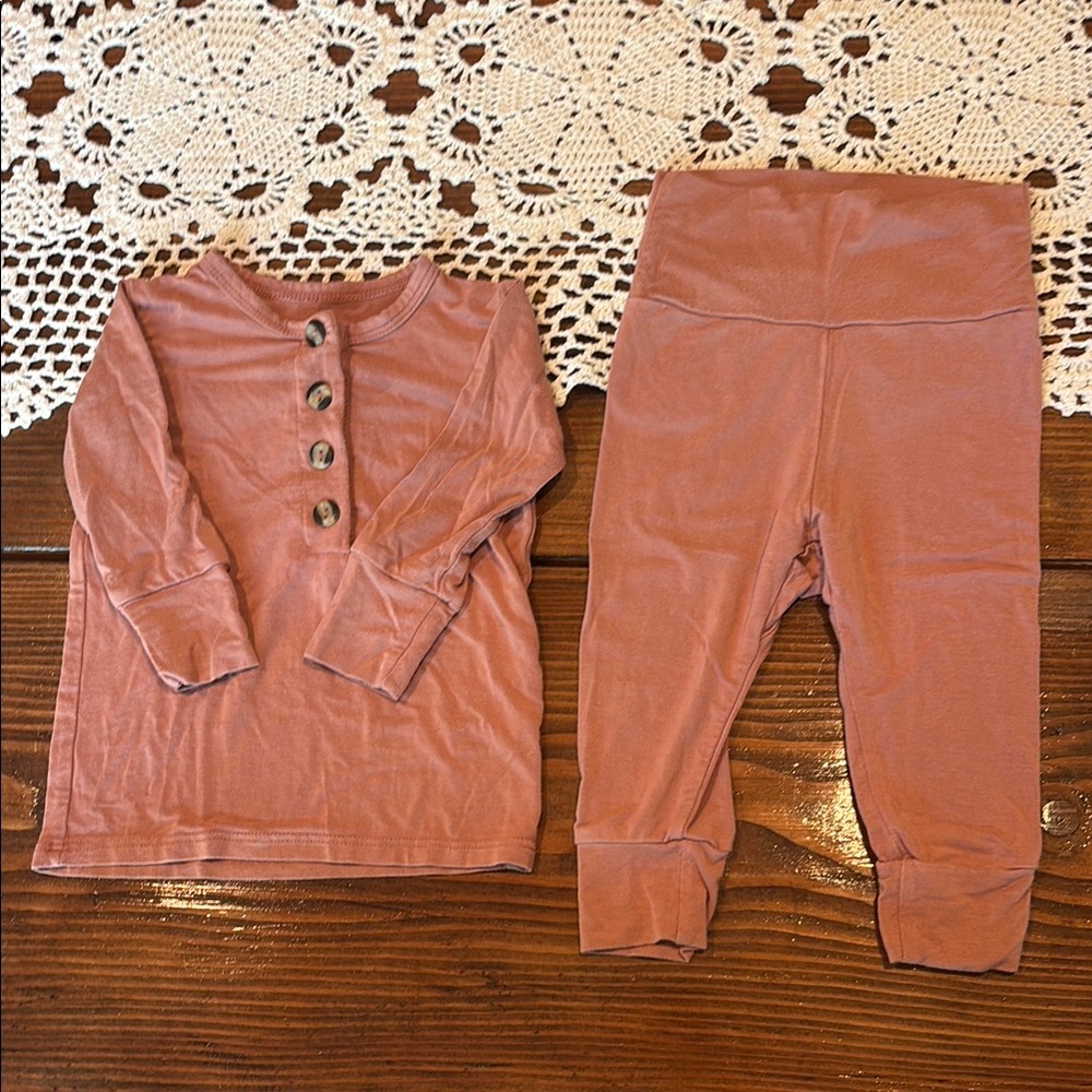 GUC Lou Lou and Company top and bottoms. 3-6 month.